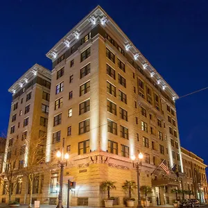 4* Hotel Deluxe, A Provenance