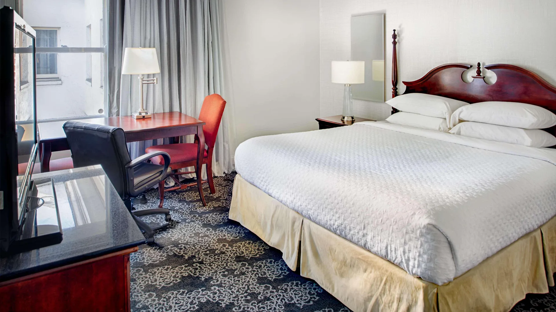 Embassy Suites By Hilton Portland Downtown Hotel