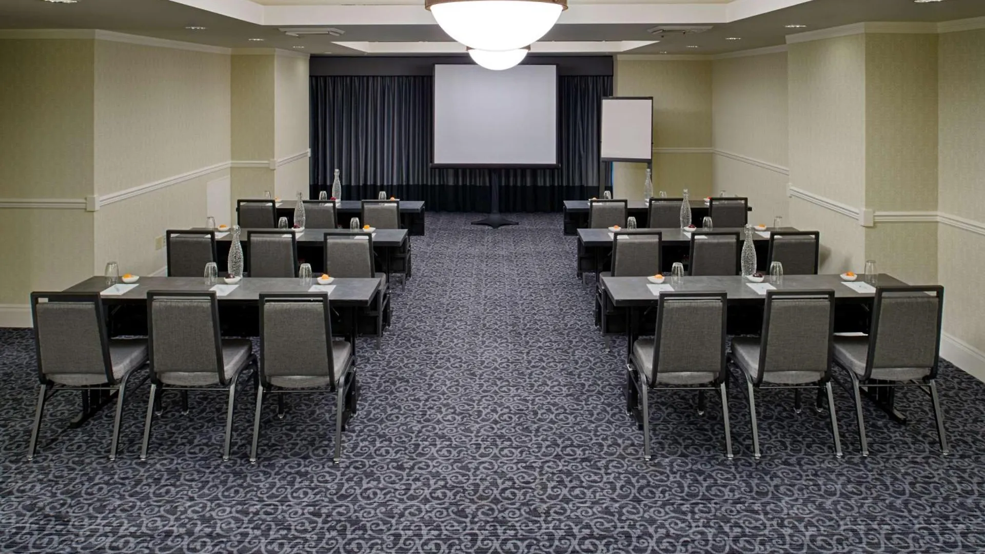 Embassy Suites By Hilton Portland Downtown
