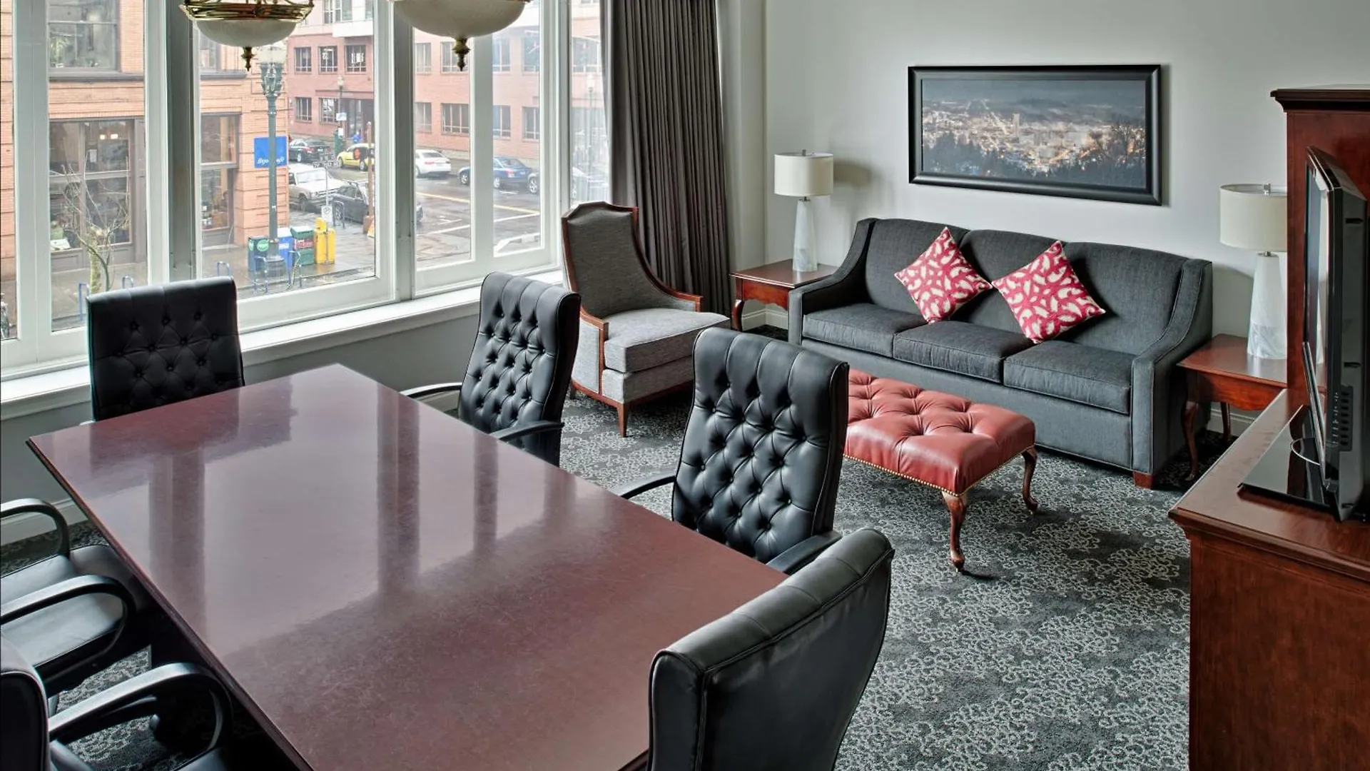 Embassy Suites By Hilton Portland Downtown Hotel