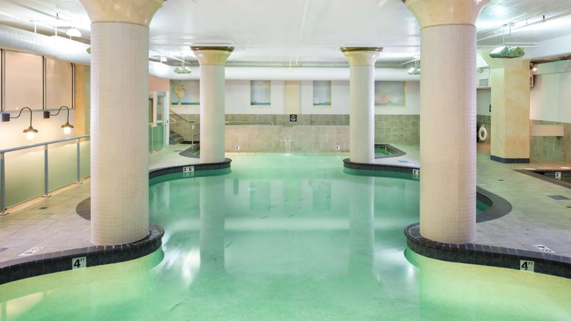 Embassy Suites By Hilton Portland Downtown Hotel